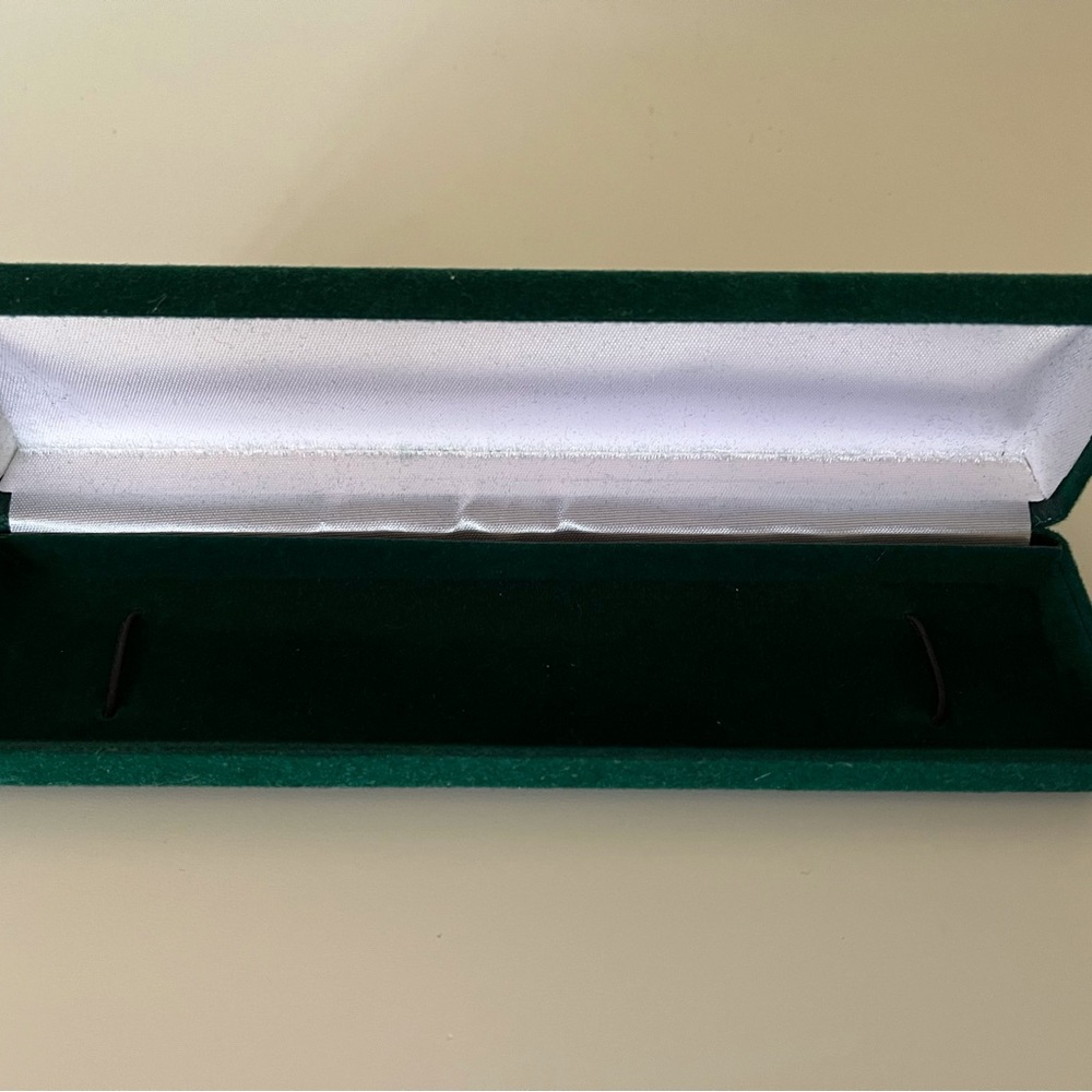 Green Velvet Jewelry Box